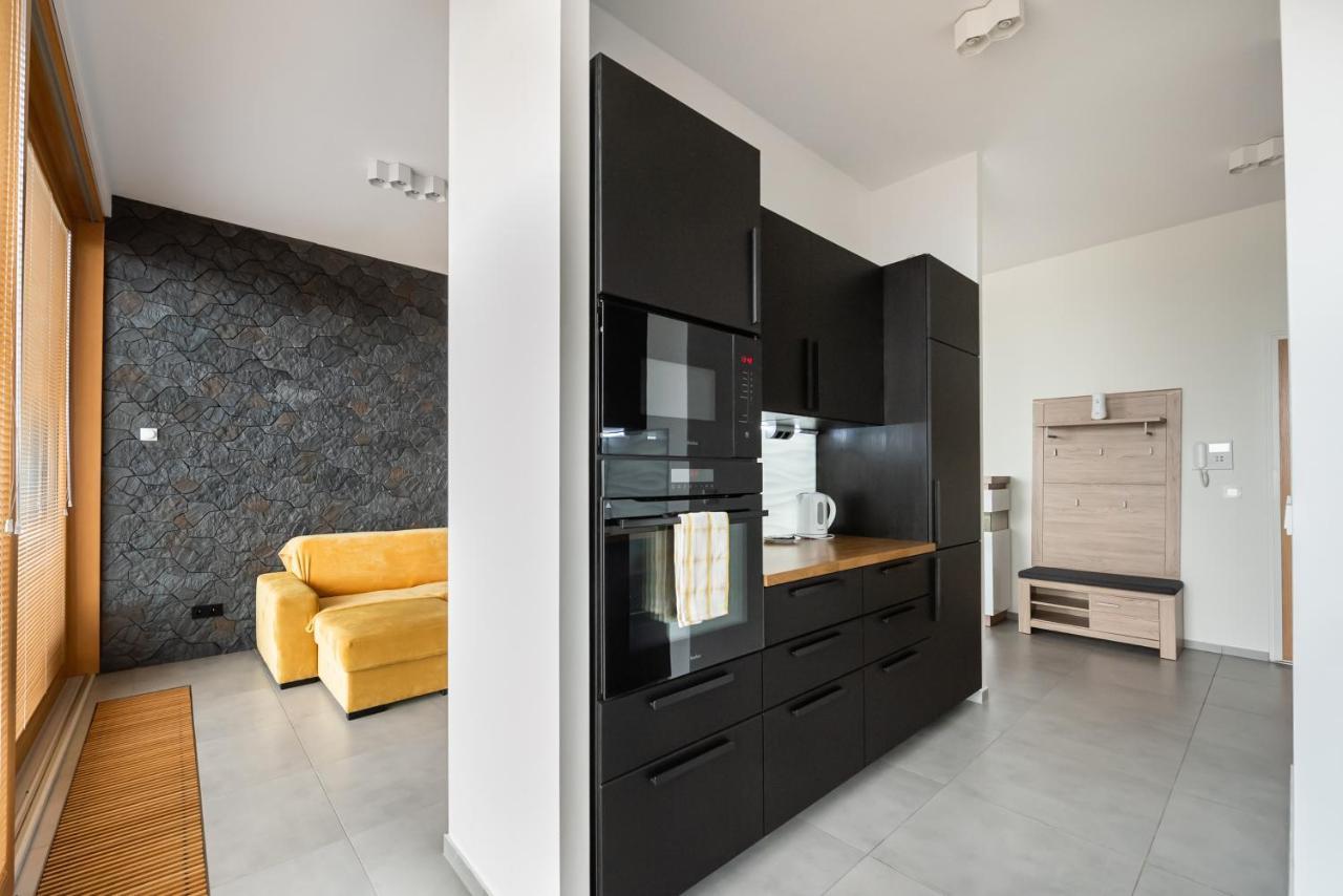 Metro Imielin 13Th Floor Apartment Варшава Екстериор снимка