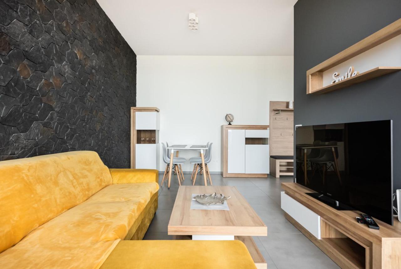 Metro Imielin 13Th Floor Apartment Варшава Екстериор снимка